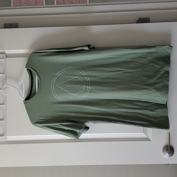 Volcom tshirt - Picture 2 of 2